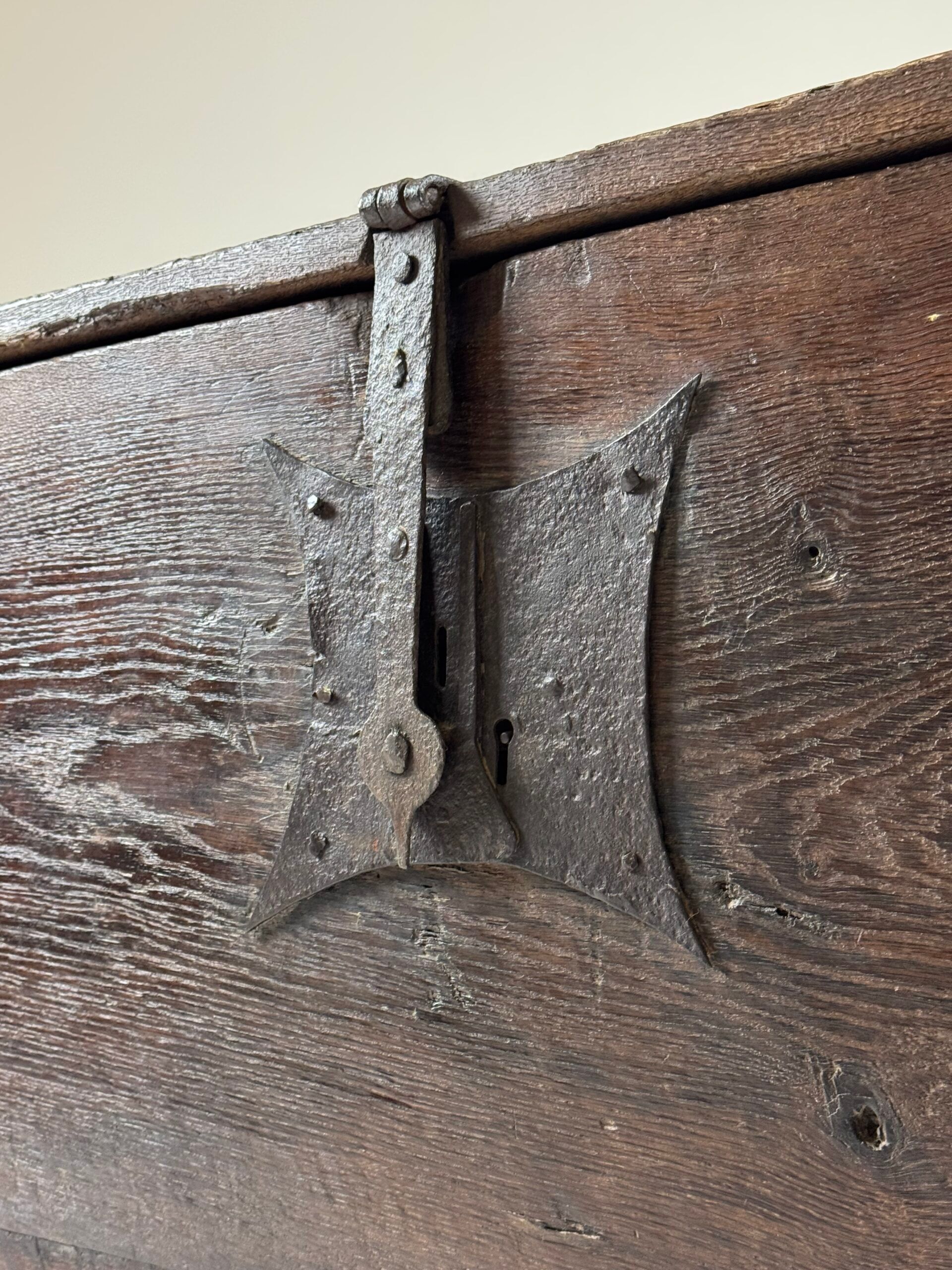 Stollentruhe chest 17th century