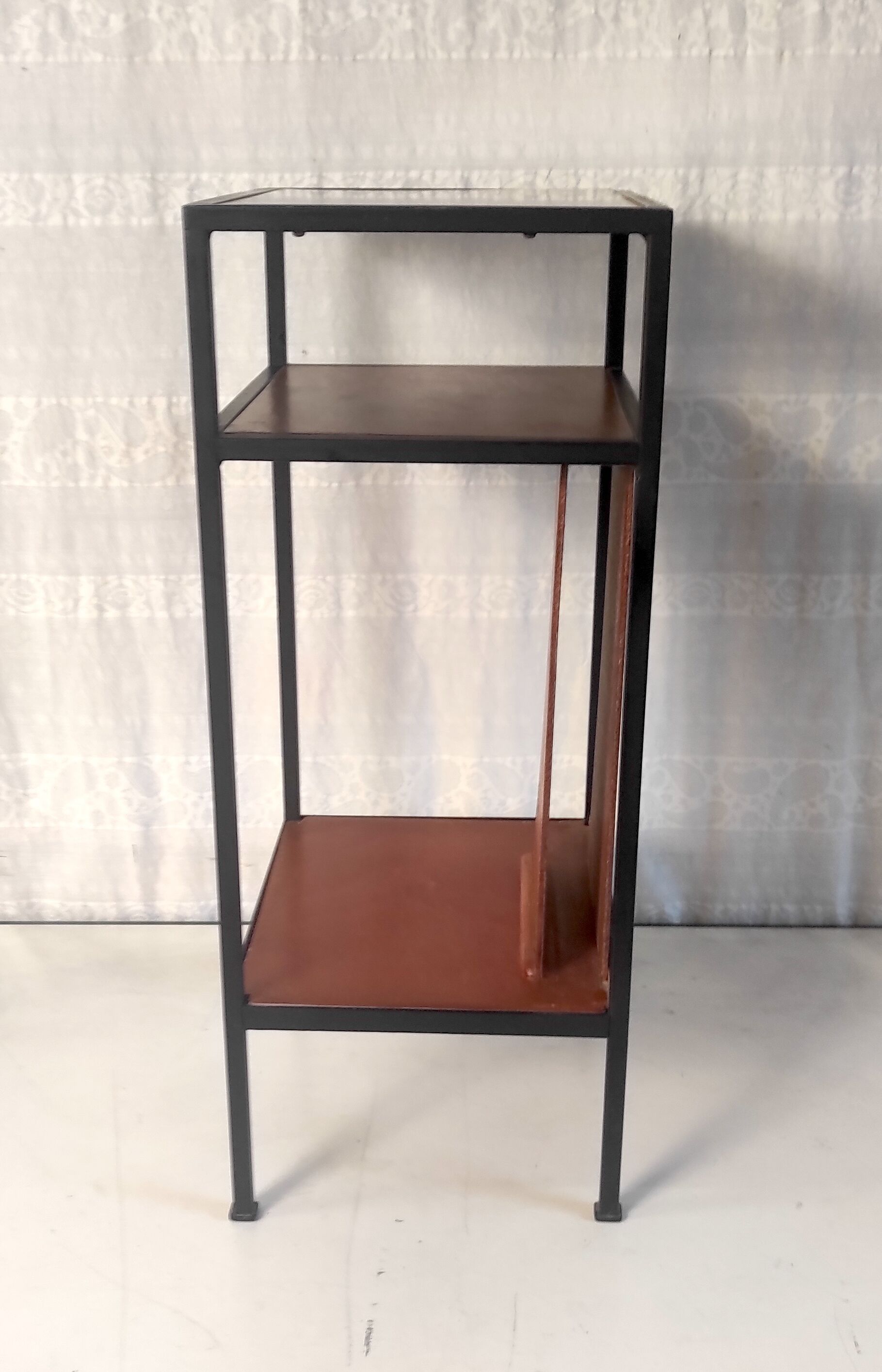 Table d’appoint moderniste métal et bois années 50-60