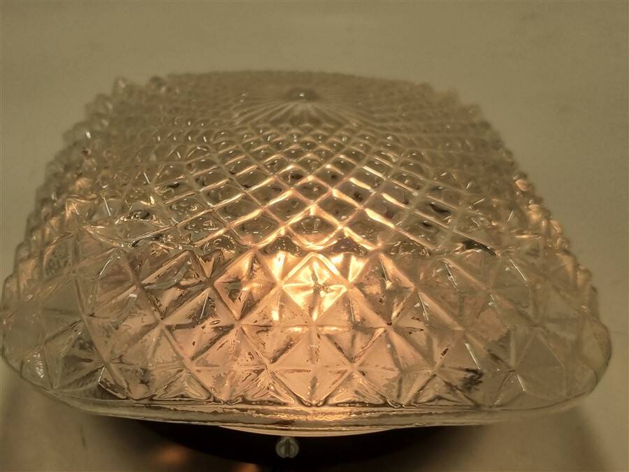 Ceiling light
