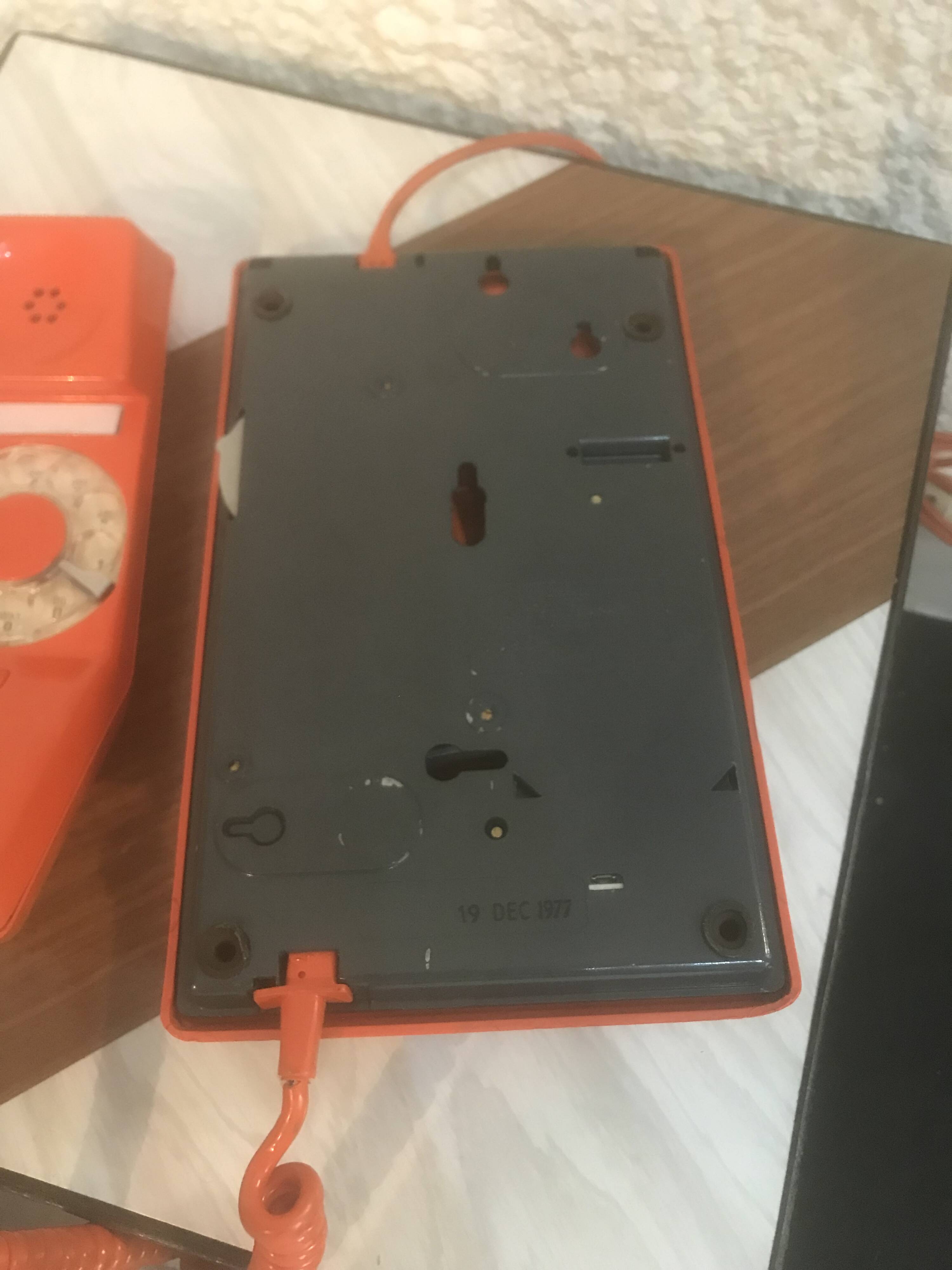 Orange phone with 1977 Contempra dial