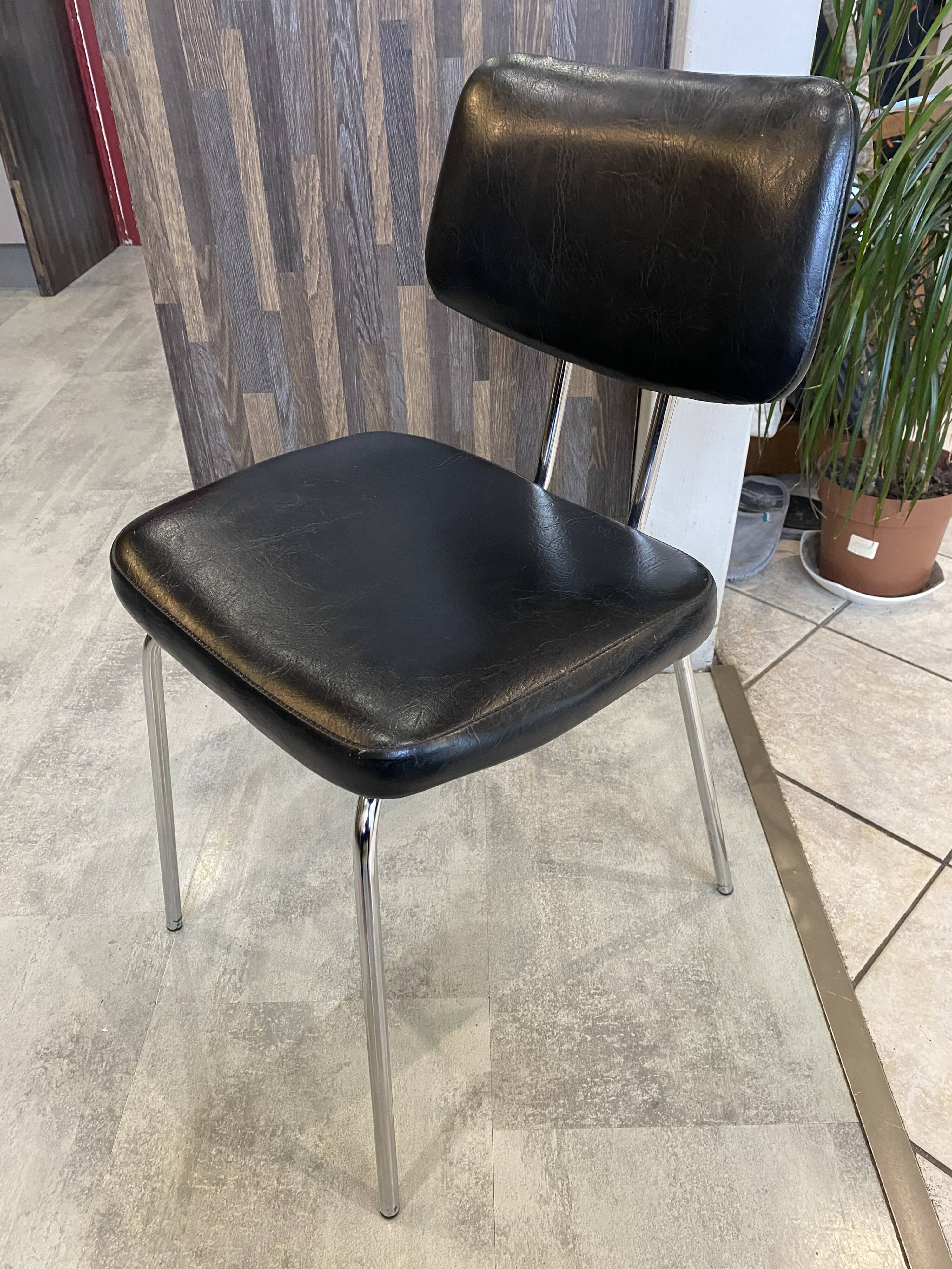 Chair N2 black vintage skai leather 1970
