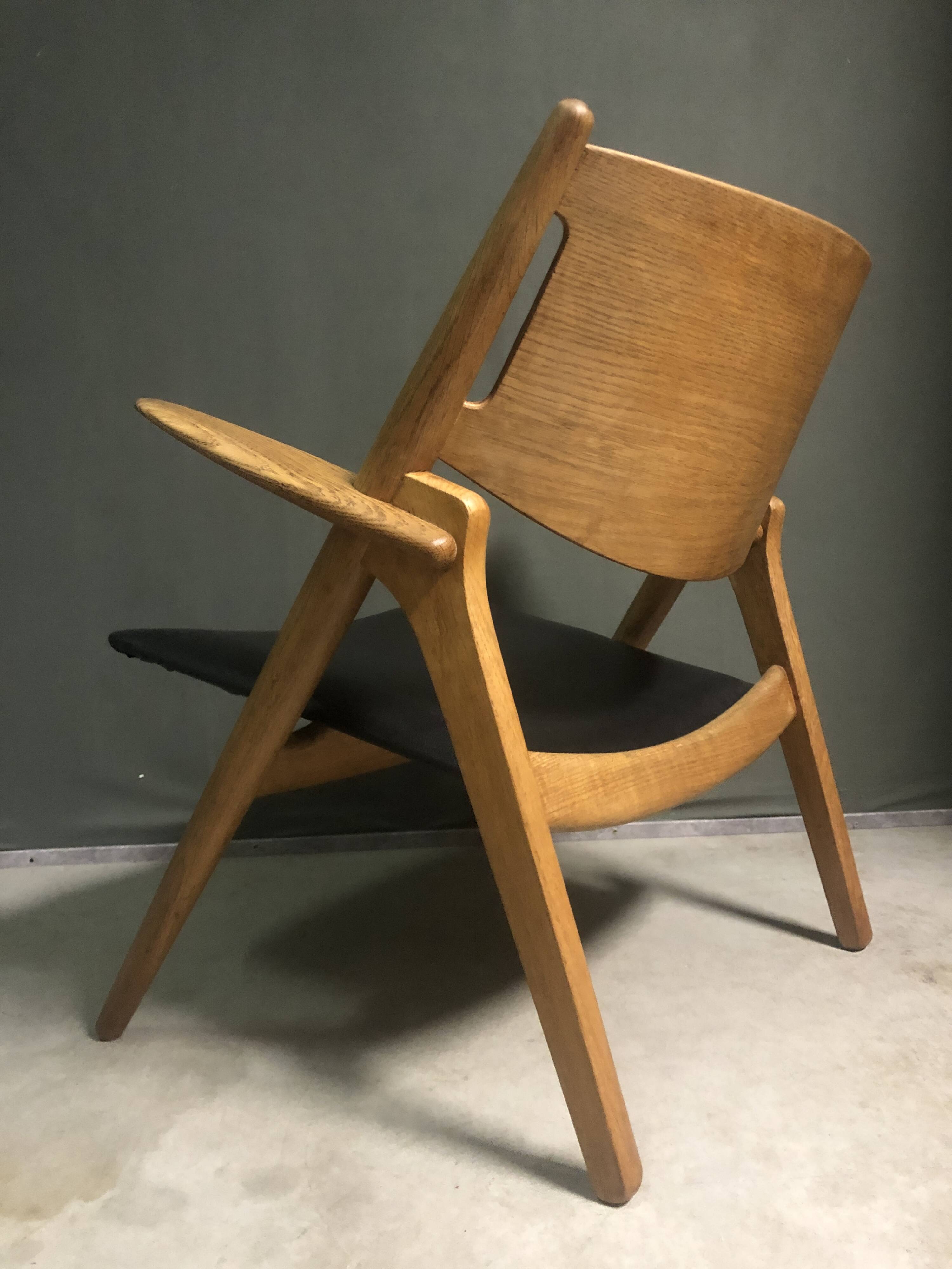 CH28 Sawbuck Lounge Chair by Hans Wegner for Carl Hansen & Søn, 1950s