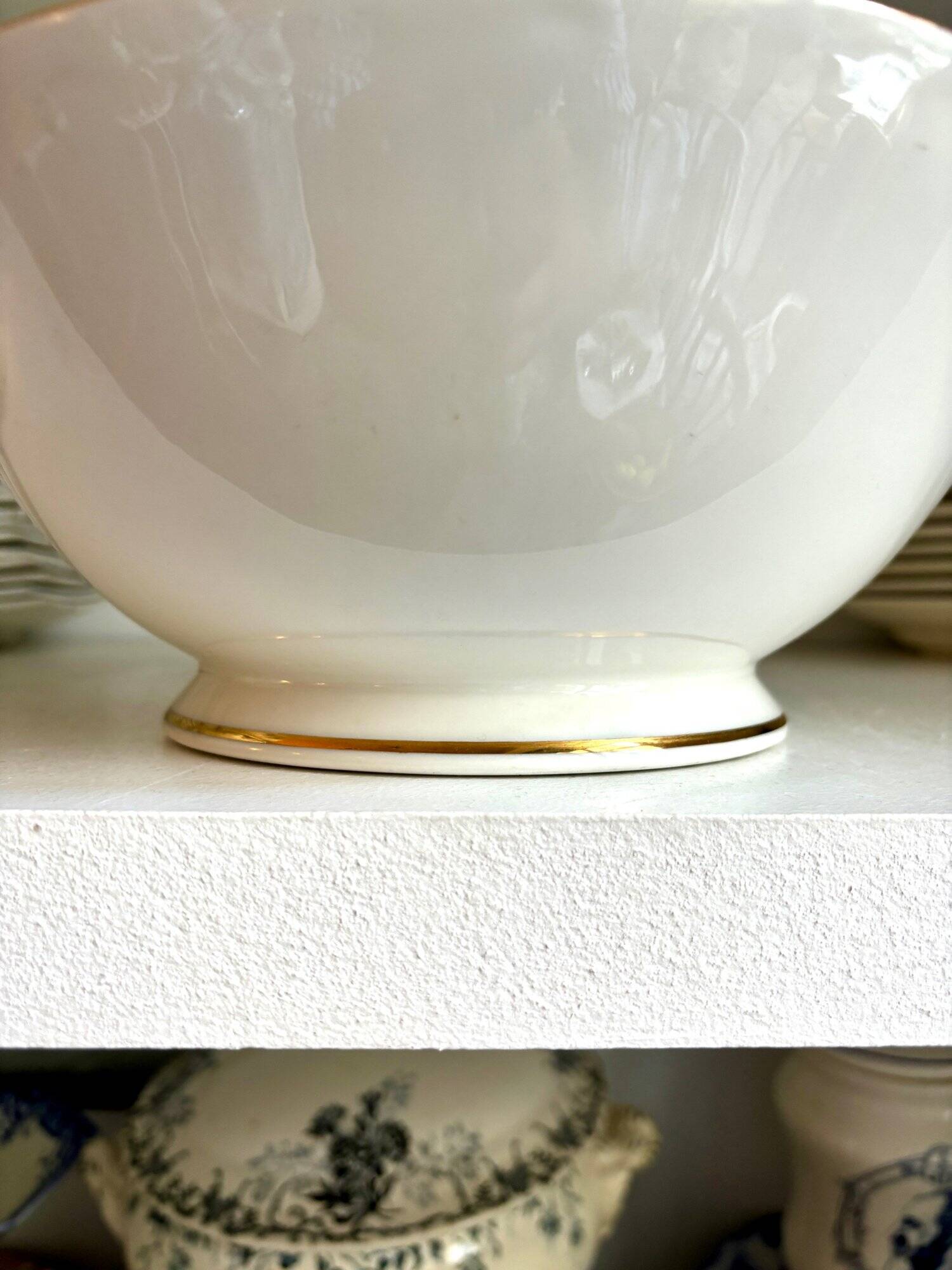 Pillivuyt white and gold porcelain eared salad bowl, "Eva" service