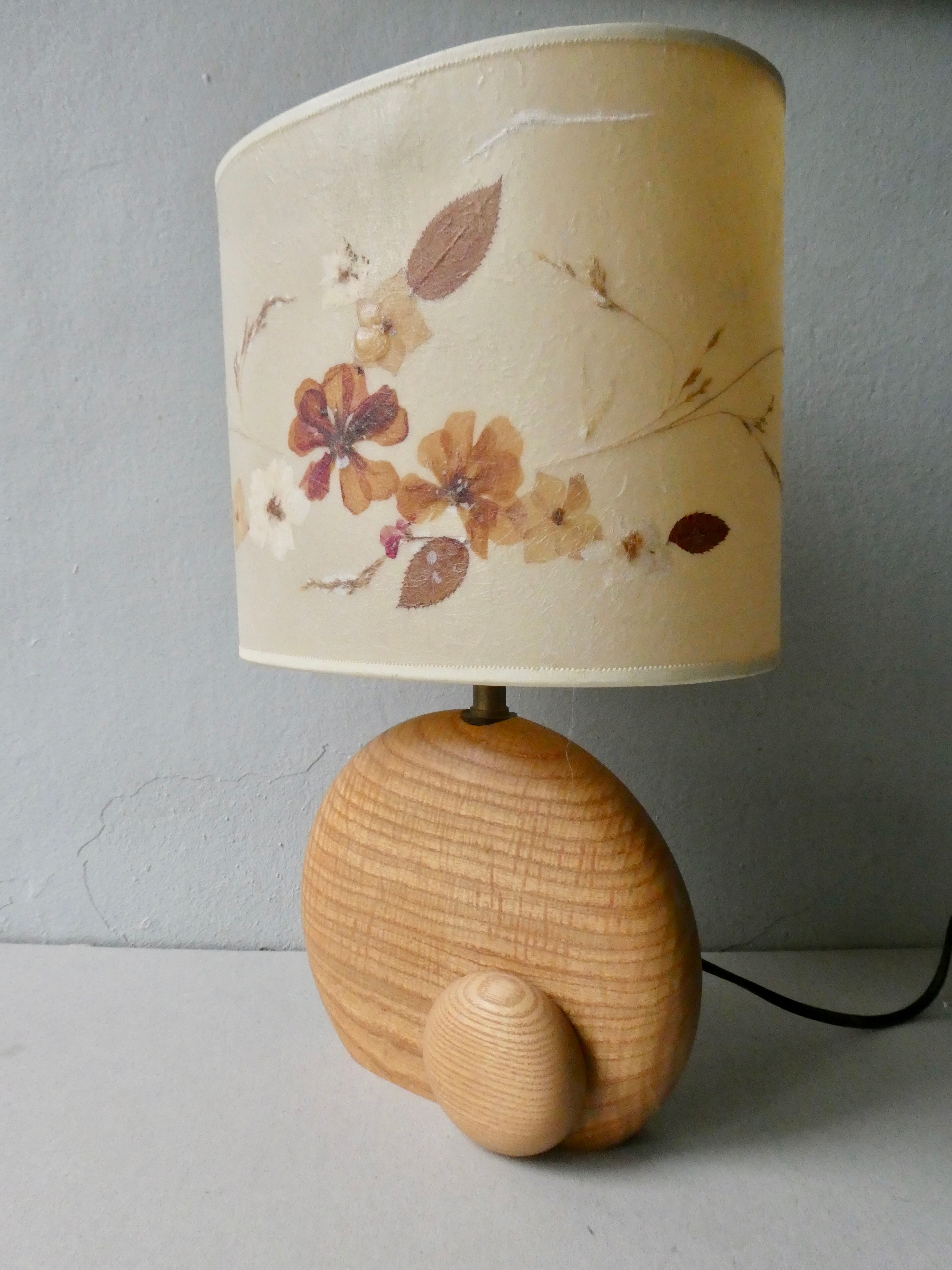 Wooden lamp with its herbarium lampshade from the 70s