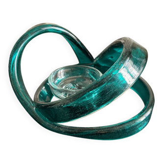 glass ribbon candle holder