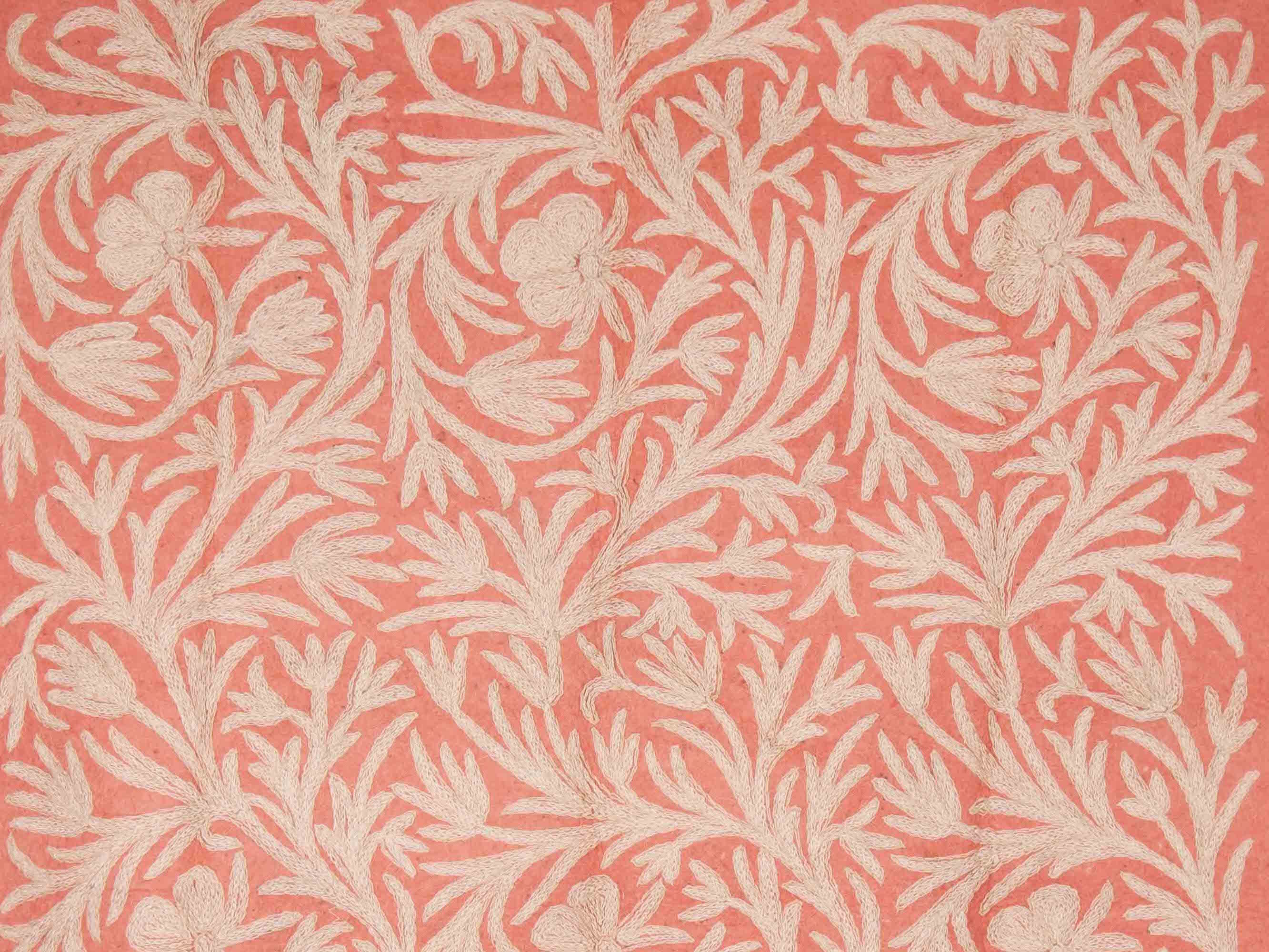 Pink/ecru namda carpet 183 x 121 cm