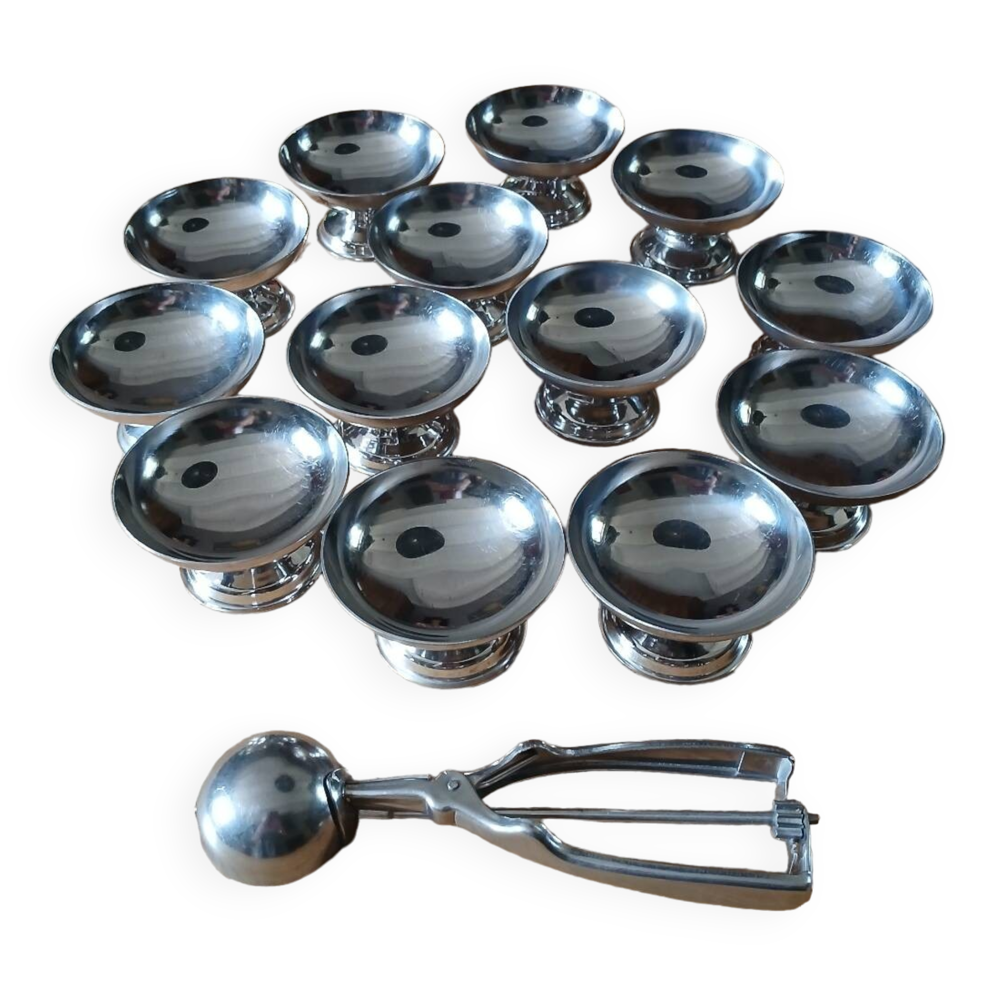 13 stainless steel ice cream cups + serving trolley