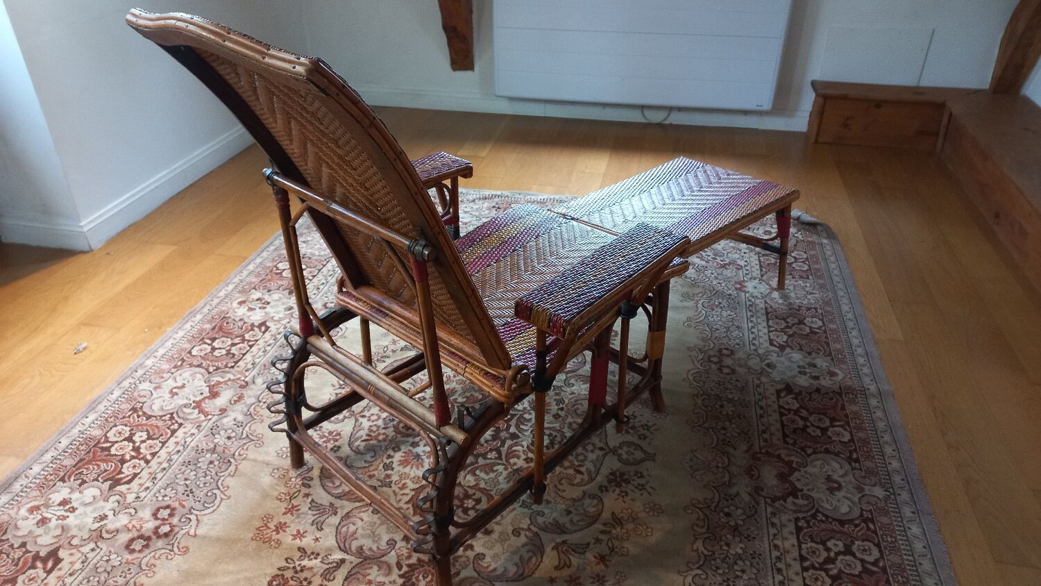 Lounge chair / rattan deckchair early twentieth century