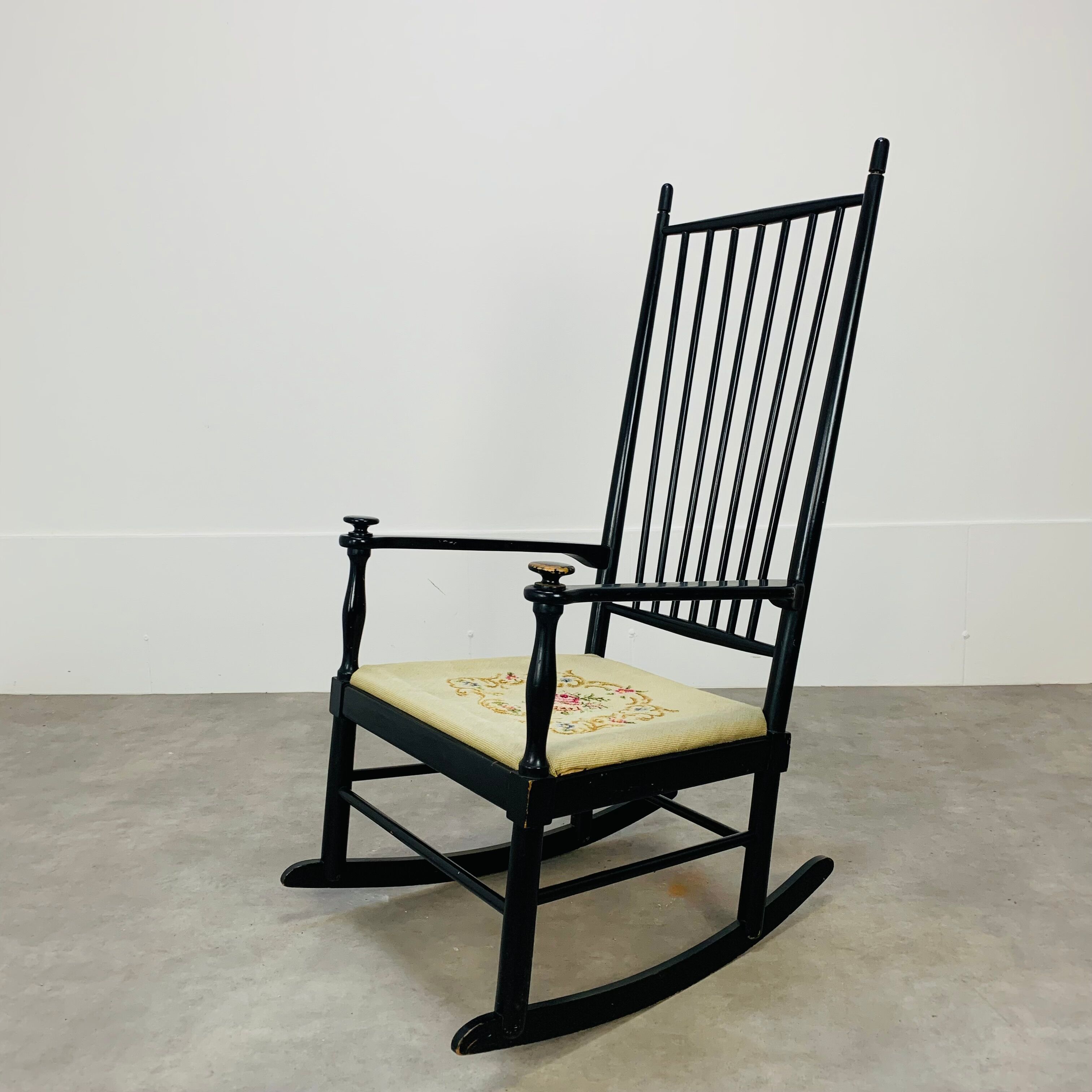 Rocking chair art and craft vintage