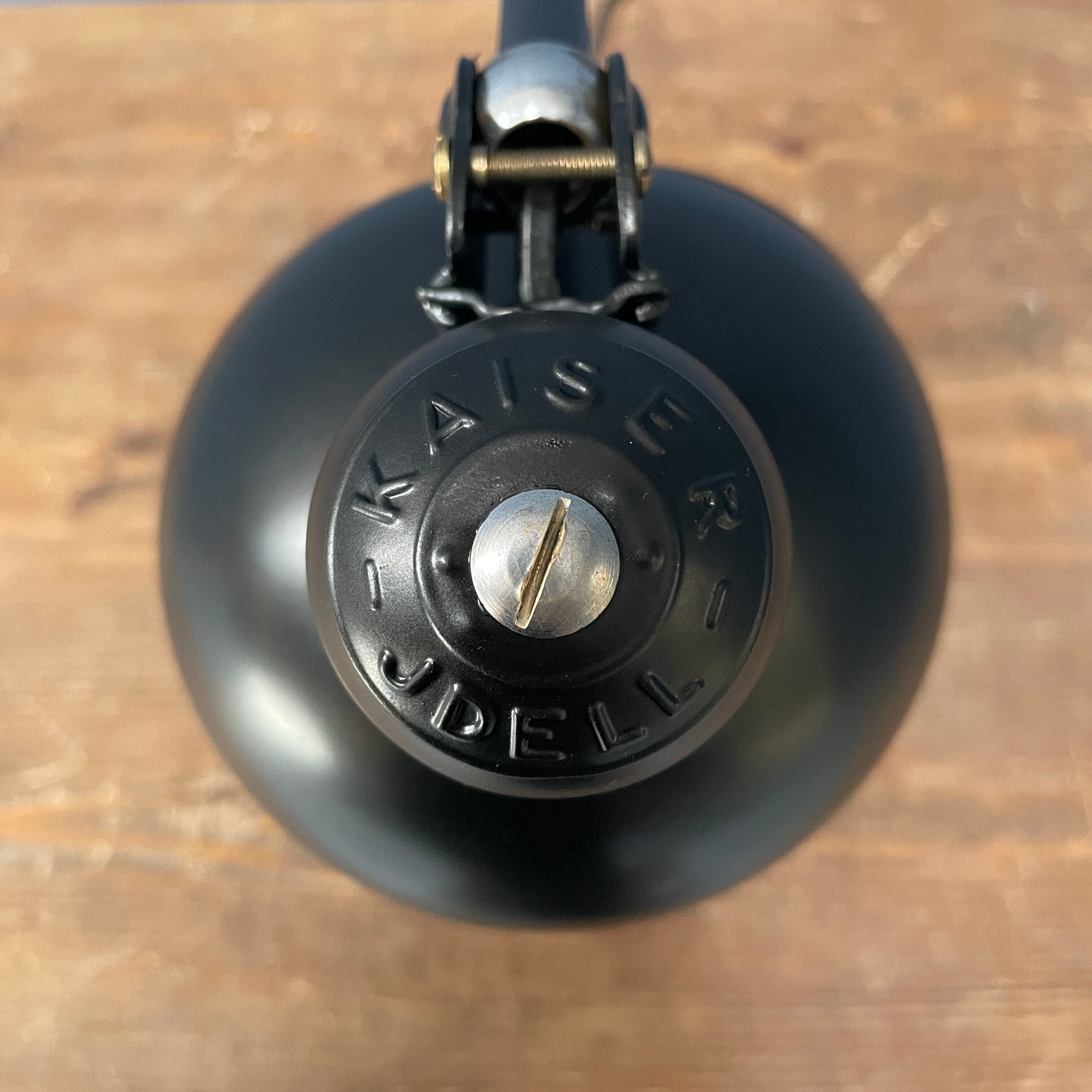 Early kaiser Jdell desk or table lamp model 6556 from the 1930s