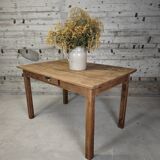 Farmhouse table for 6 people