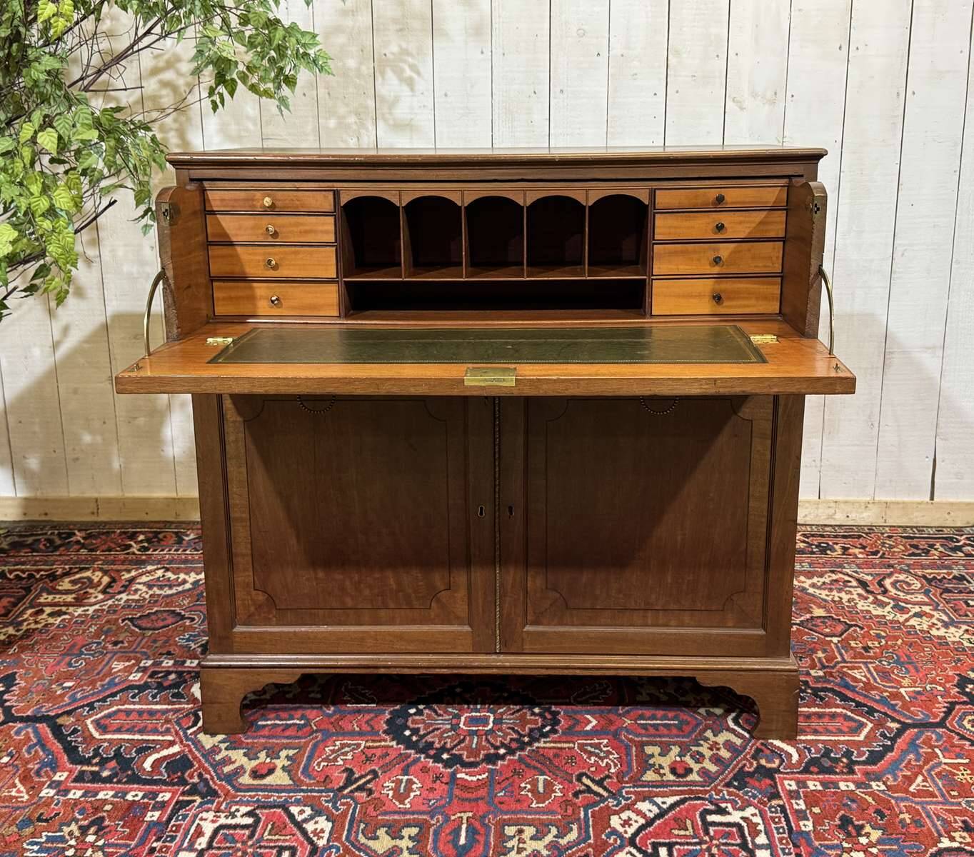 Commode secrétaire anglaise 19ème en acajou