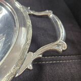 Plat en argent avec couvercle