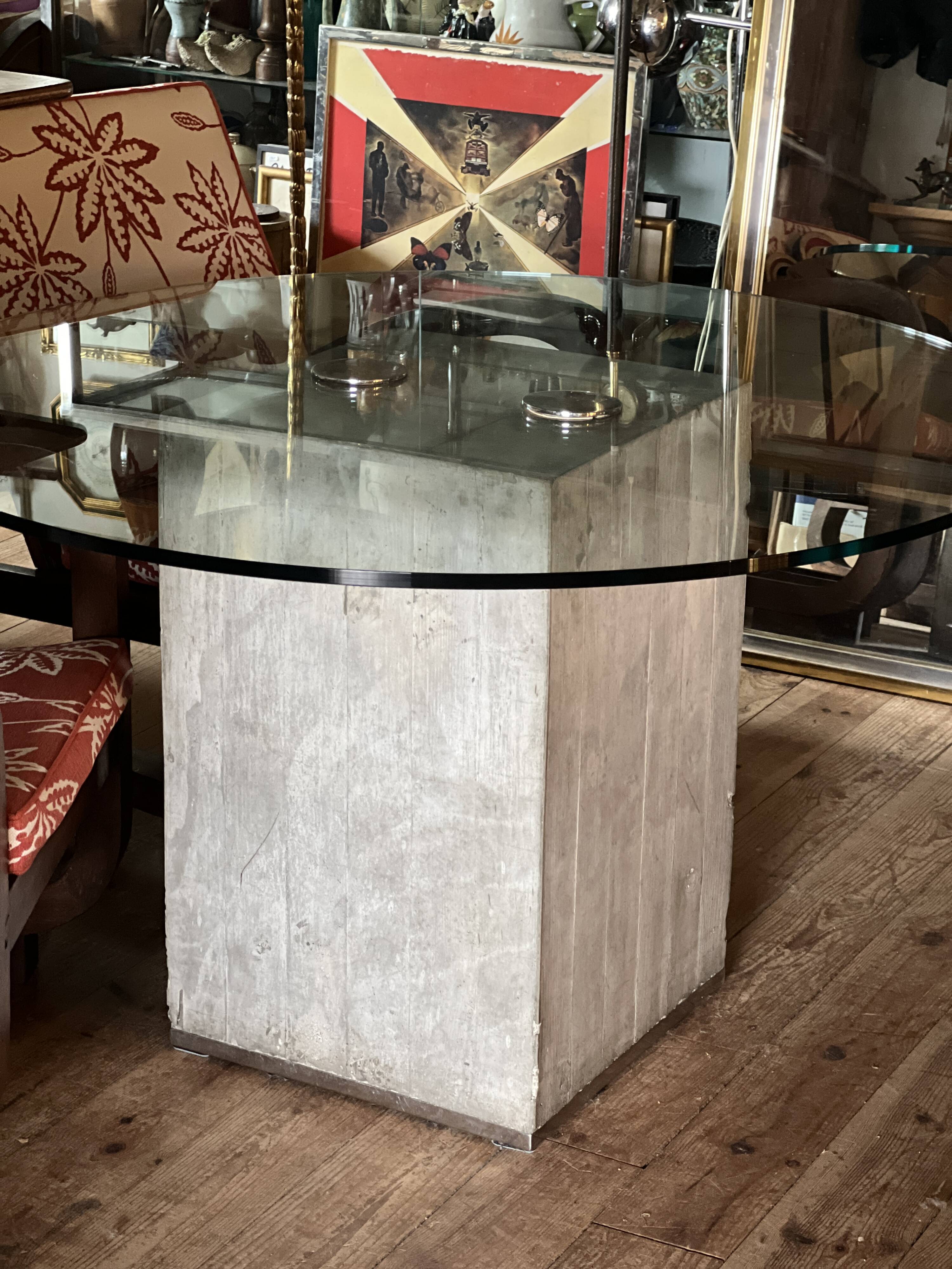 Round table by Sergio & Giorgio Saporiti