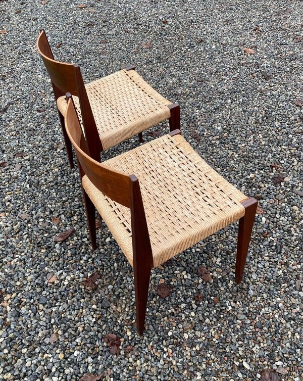 Paire de chaises vintage minimalistes ''Pia'' de Poul Cadovius pour Royal Persiennen, Danemark