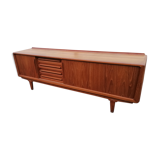Scandinavian row arne voder