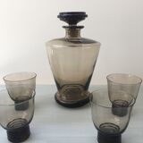 Carafe et verres à liqueur