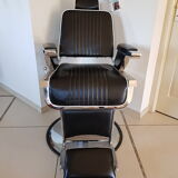 Barber's chair