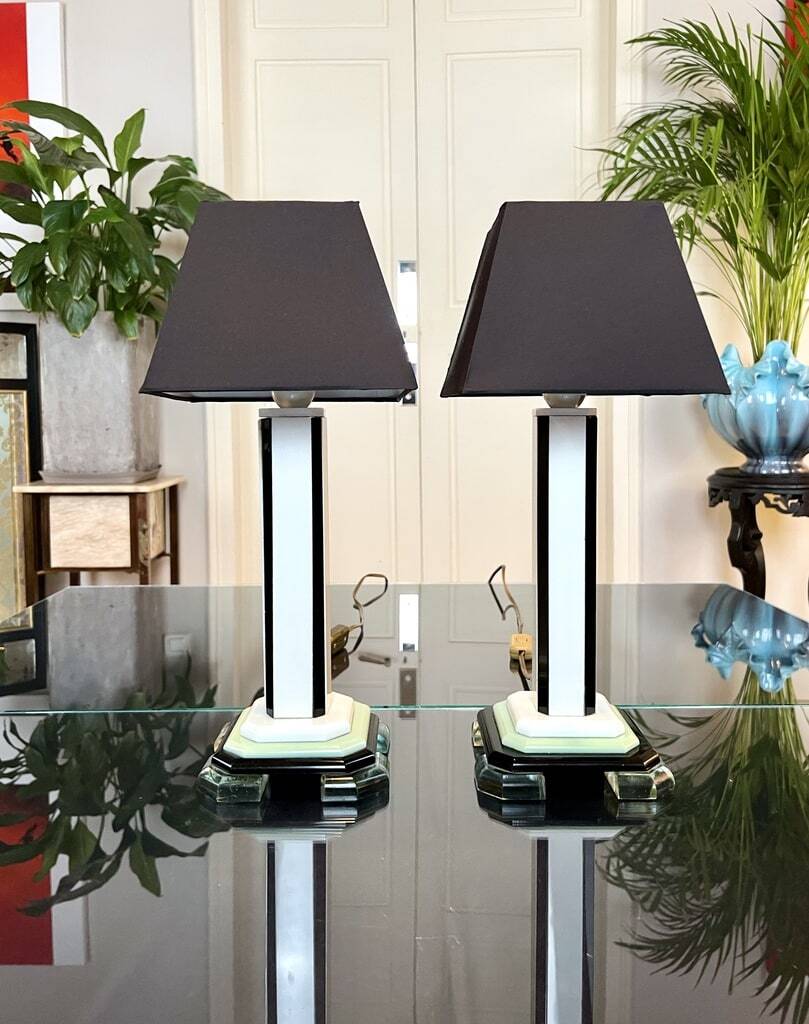 Modernist Art Deco lamps in opaline - 20th century lighting - Modern Design