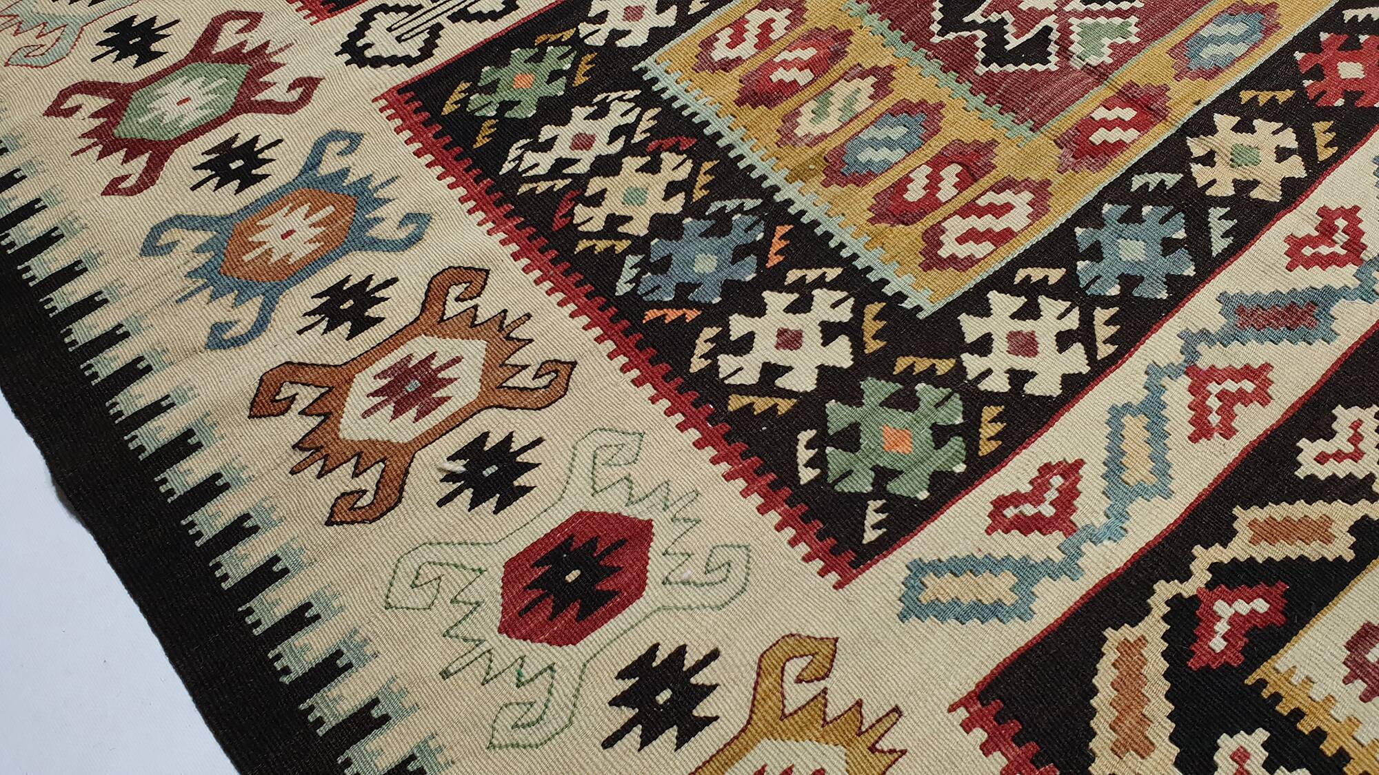 Turkish Kilim, 330x292 cm, MYK-865