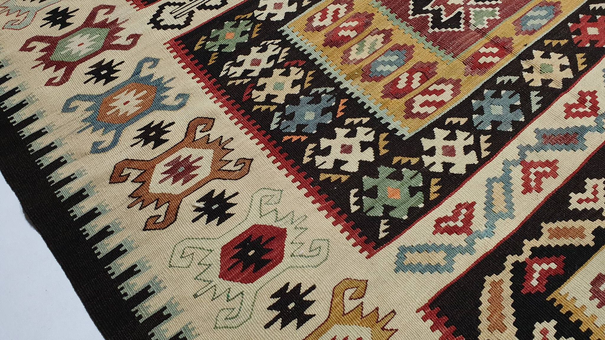 Turkish Kilim, 330x292 cm, MYK-865