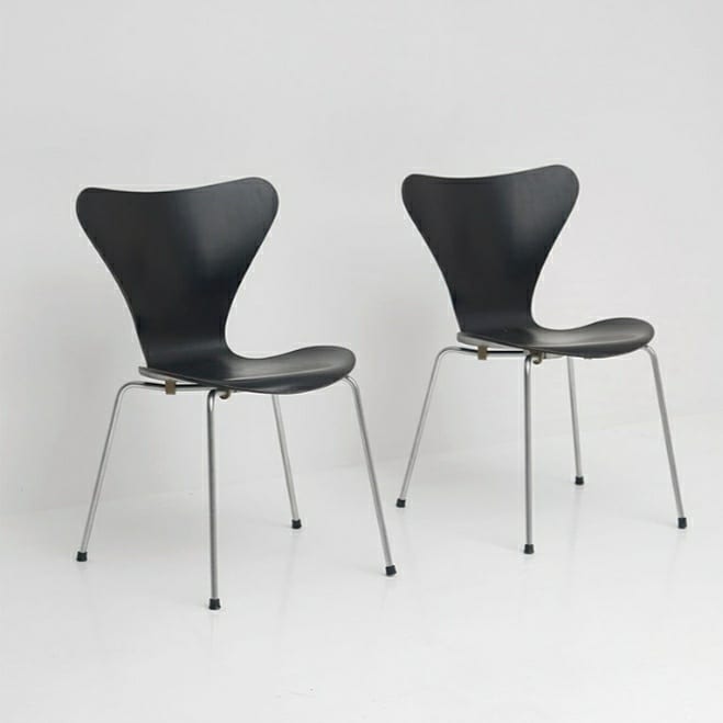 3 chairs arne jacobsen 3107