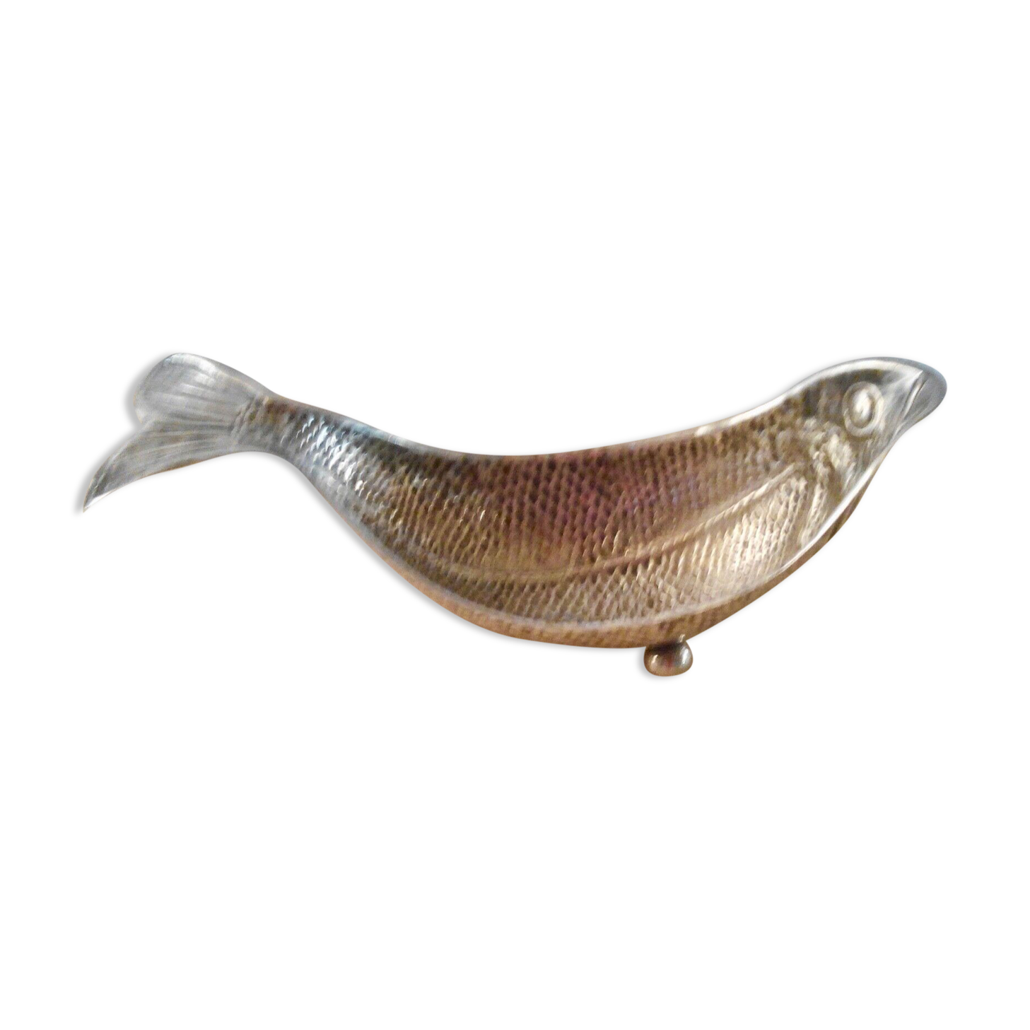 Middle of the table, ashtray in silver metal Valenti made in Spain