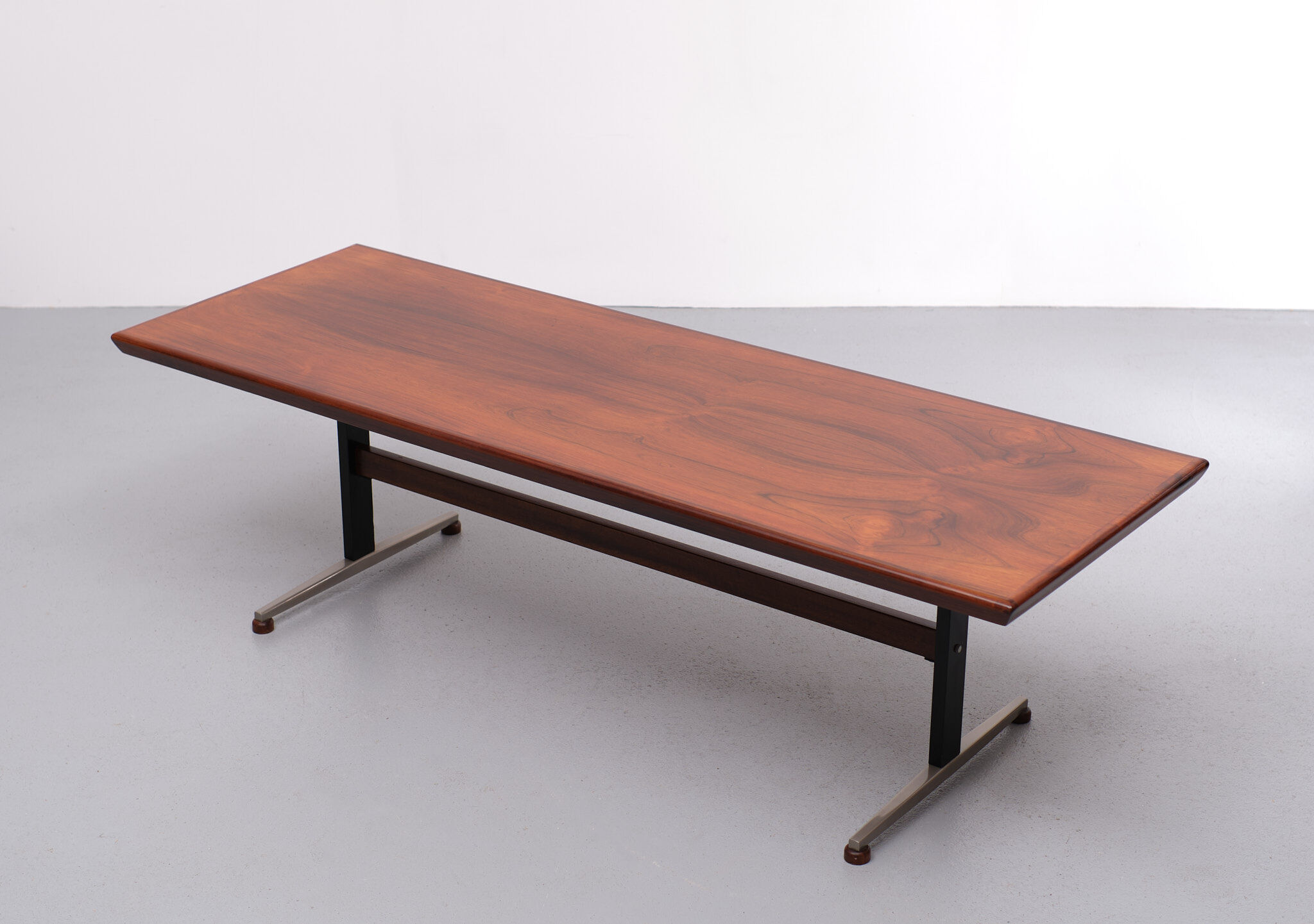 Rosewood coffee table 1960 scandinavian