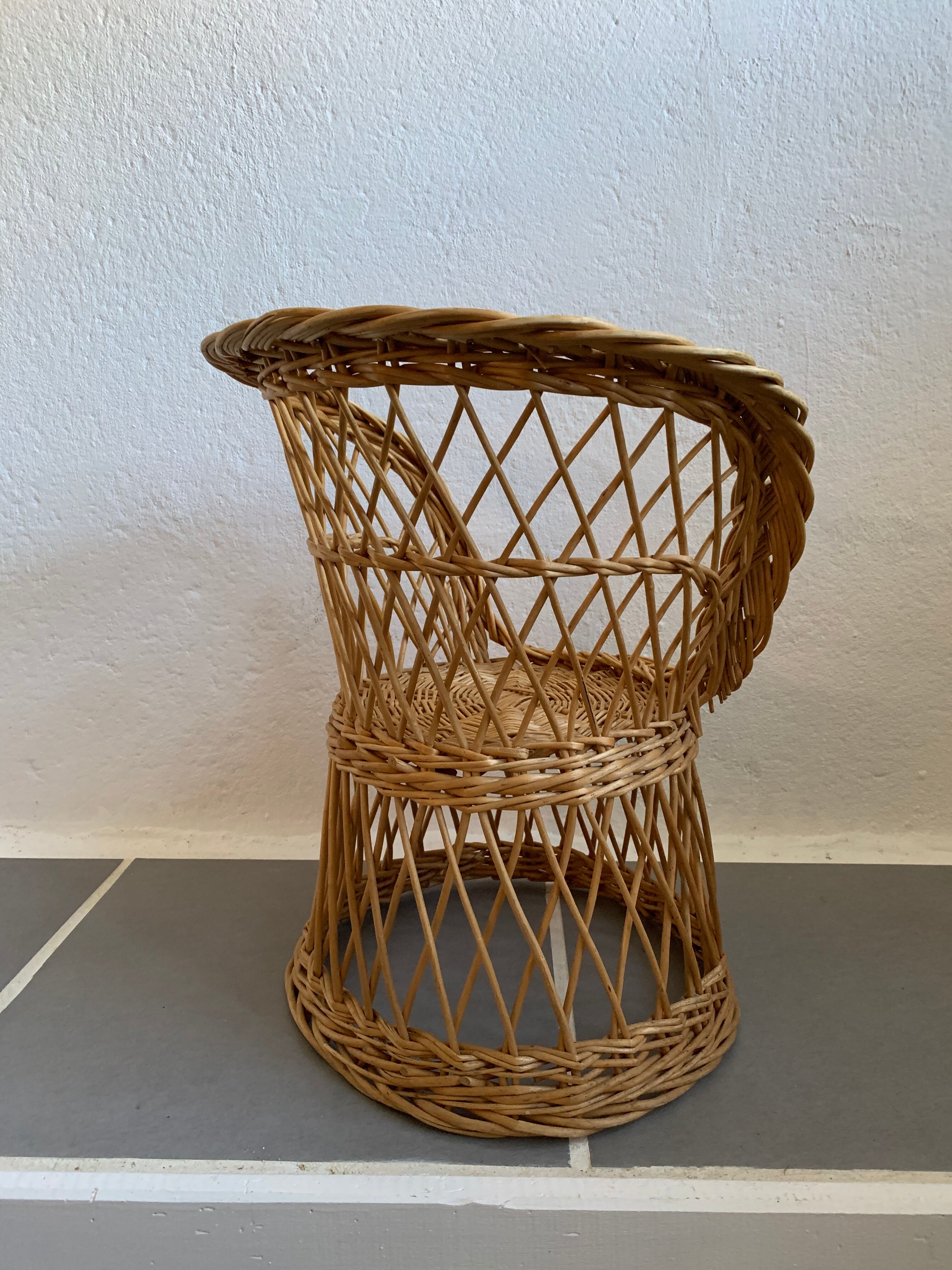 Vintage wicker child chair