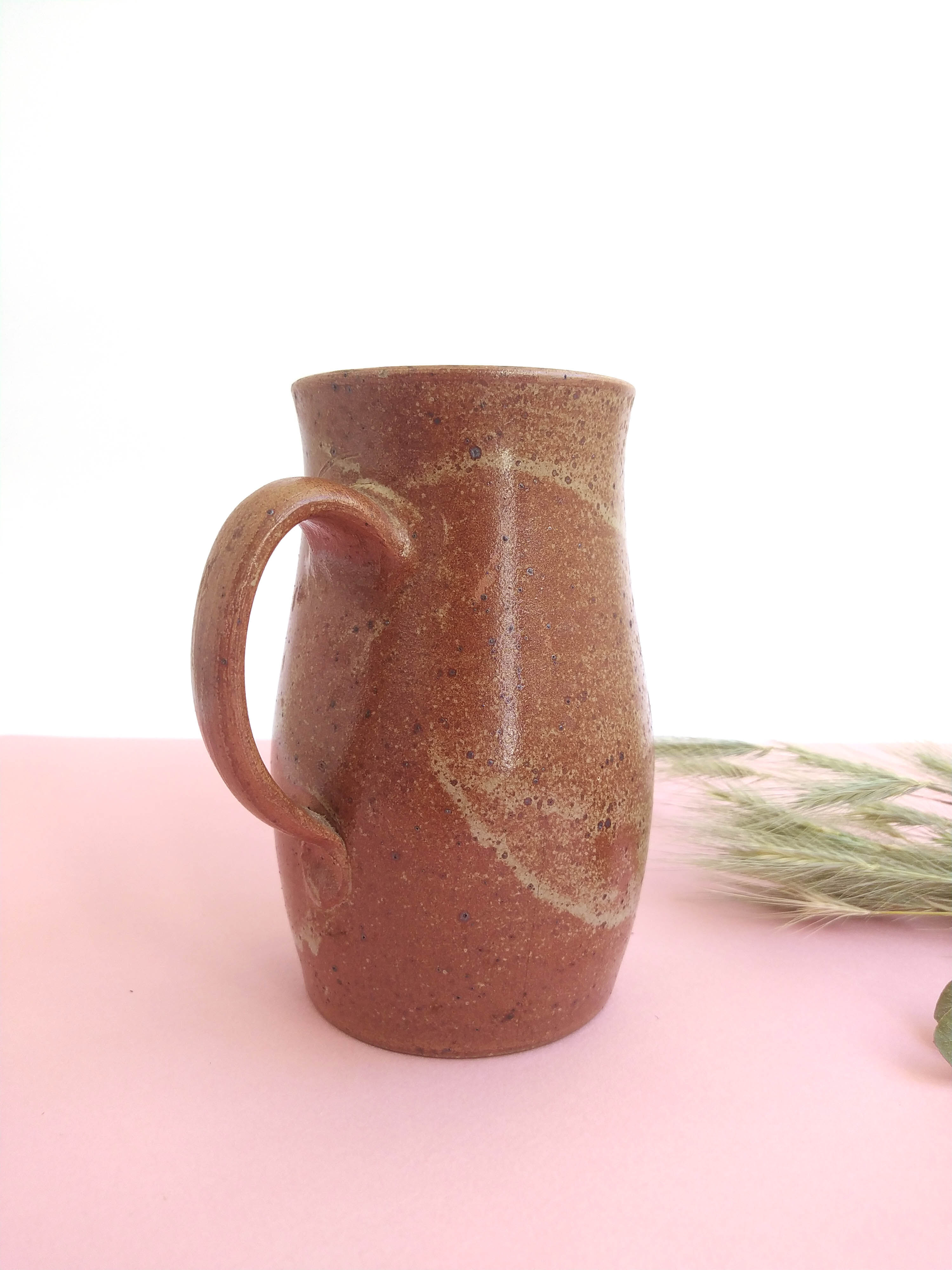 Pitcher/carafe in vintage sandstone