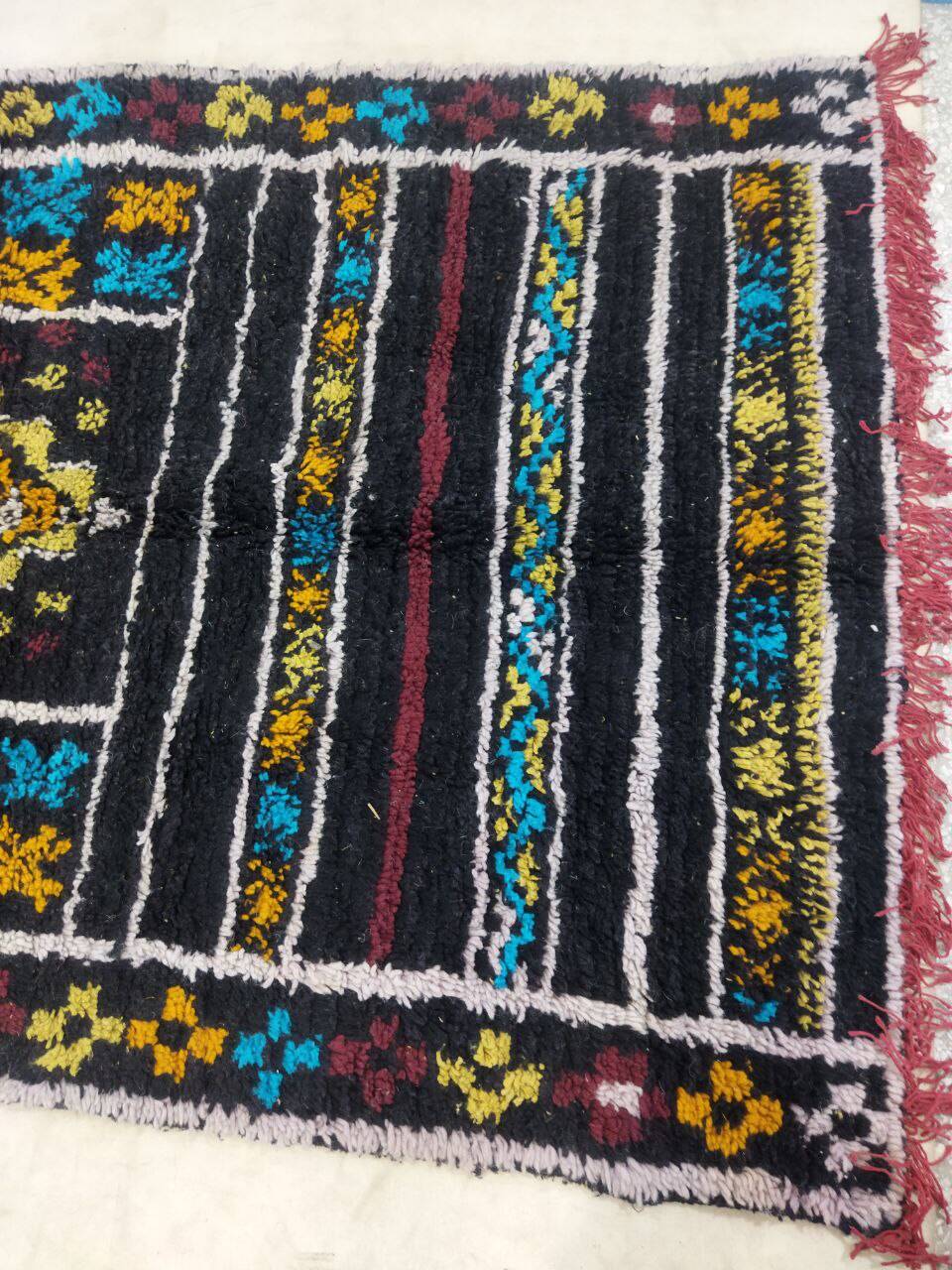 Handmade moroccan berber rug 345 x 110 cm
