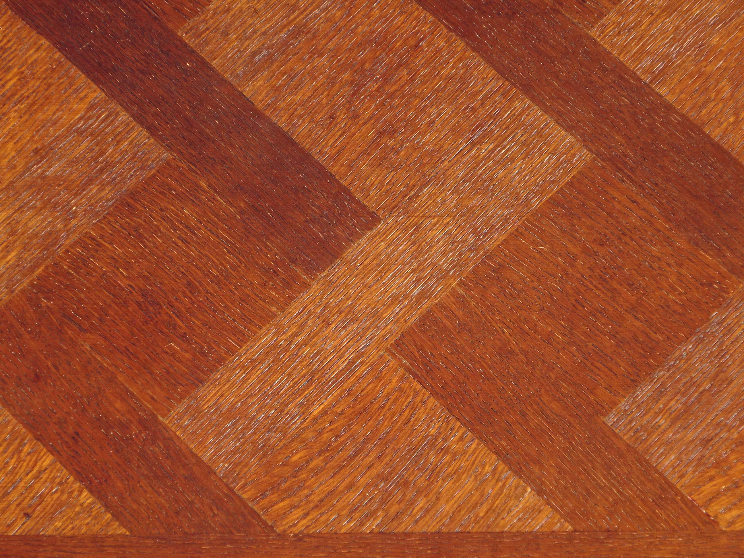 Table portefeuille en chêne