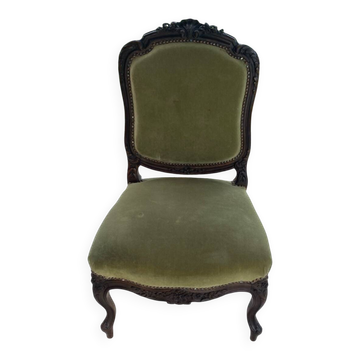Louis 15 style green velvet chair