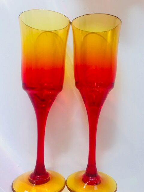 Set of 2 handmade glasses by artist Professor Zbigniew Horbowy
