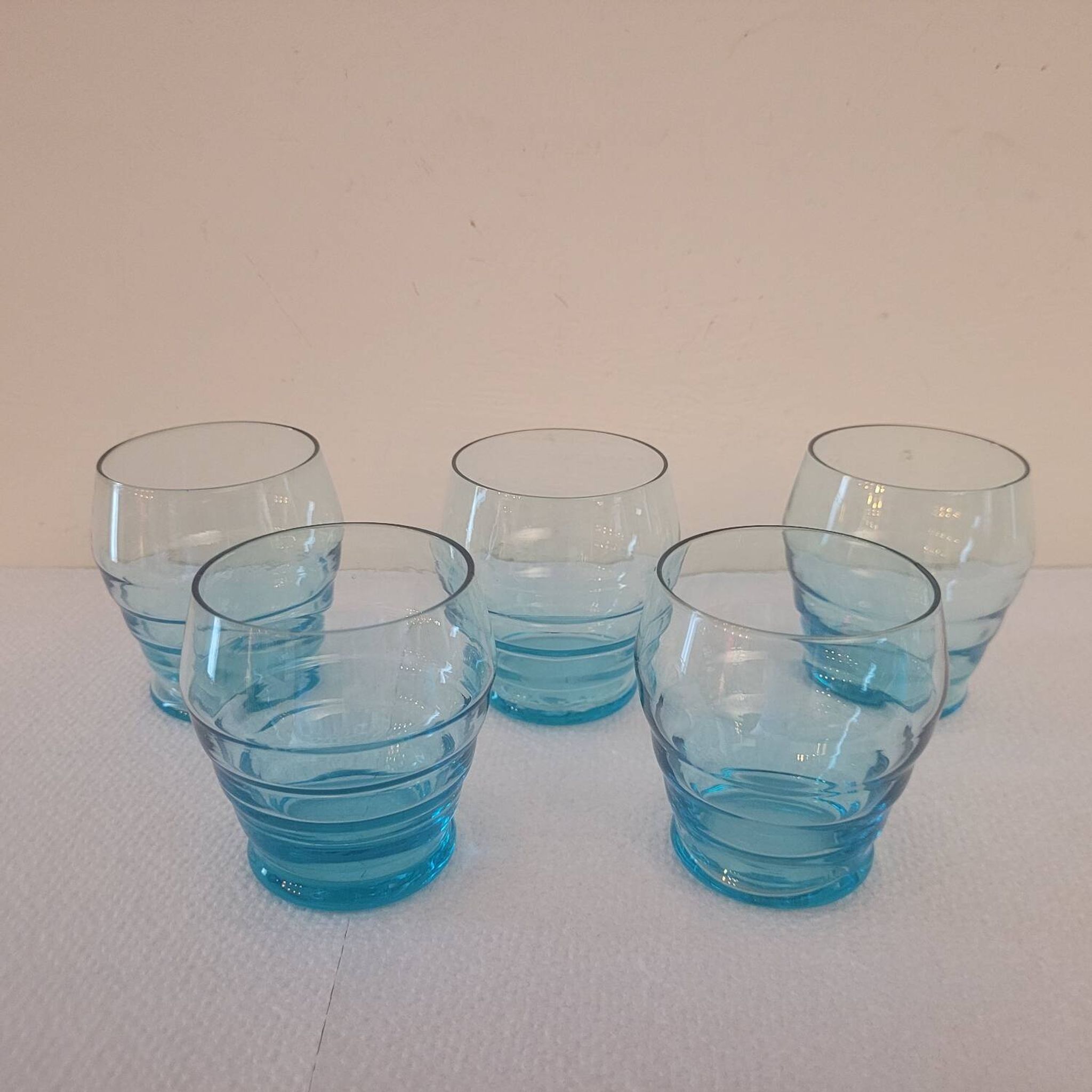 Verres Vintage bleu ondulé milieu XX ème