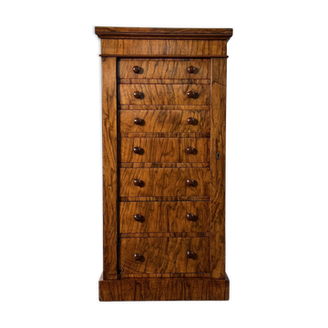 Small English Wellington chest of drawers in walnut veneer, Victorian era.