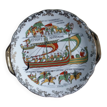Plat décoratif en porcelaine MF décor tapisserie de Bayeux