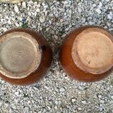 Lot of two enamelled jars