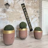 Planters, foundry crucibles