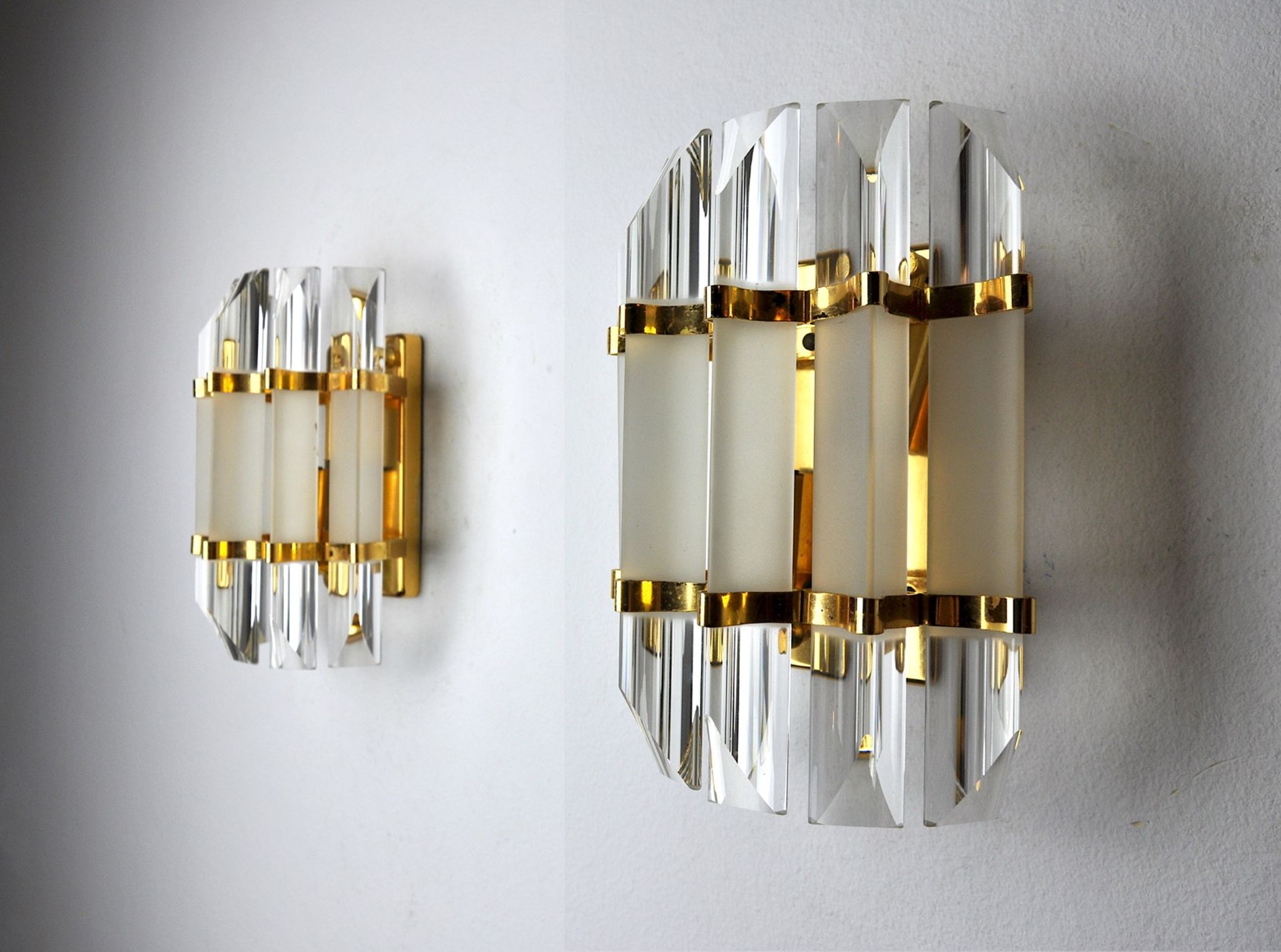 Pair of venini wall lamps, Glass, Italy, 1970