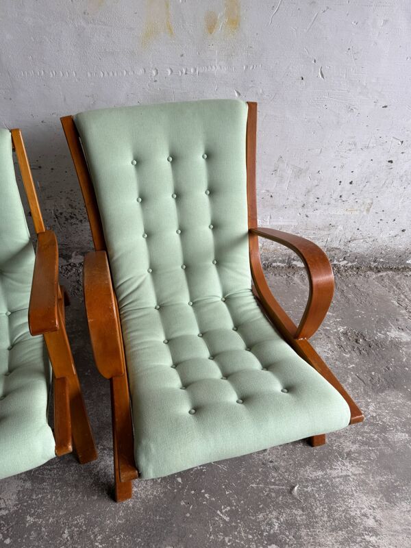 Ensemble de 2 fauteuils lounge vintage vert menthe rembourrés avec cadres en bois couleur miel
