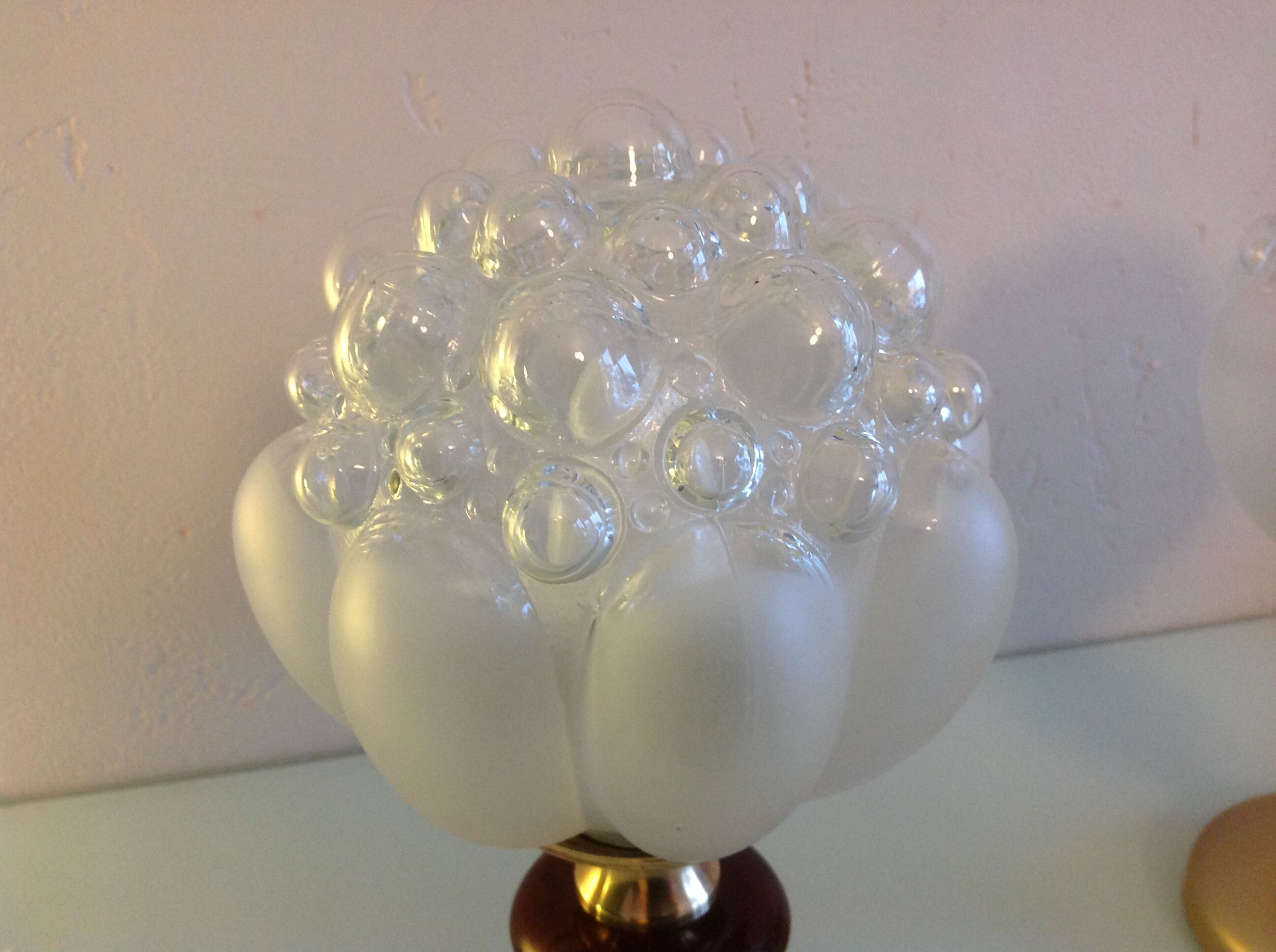 Pair of bubbled glass globe bedside lamps / vintage 60s-70s