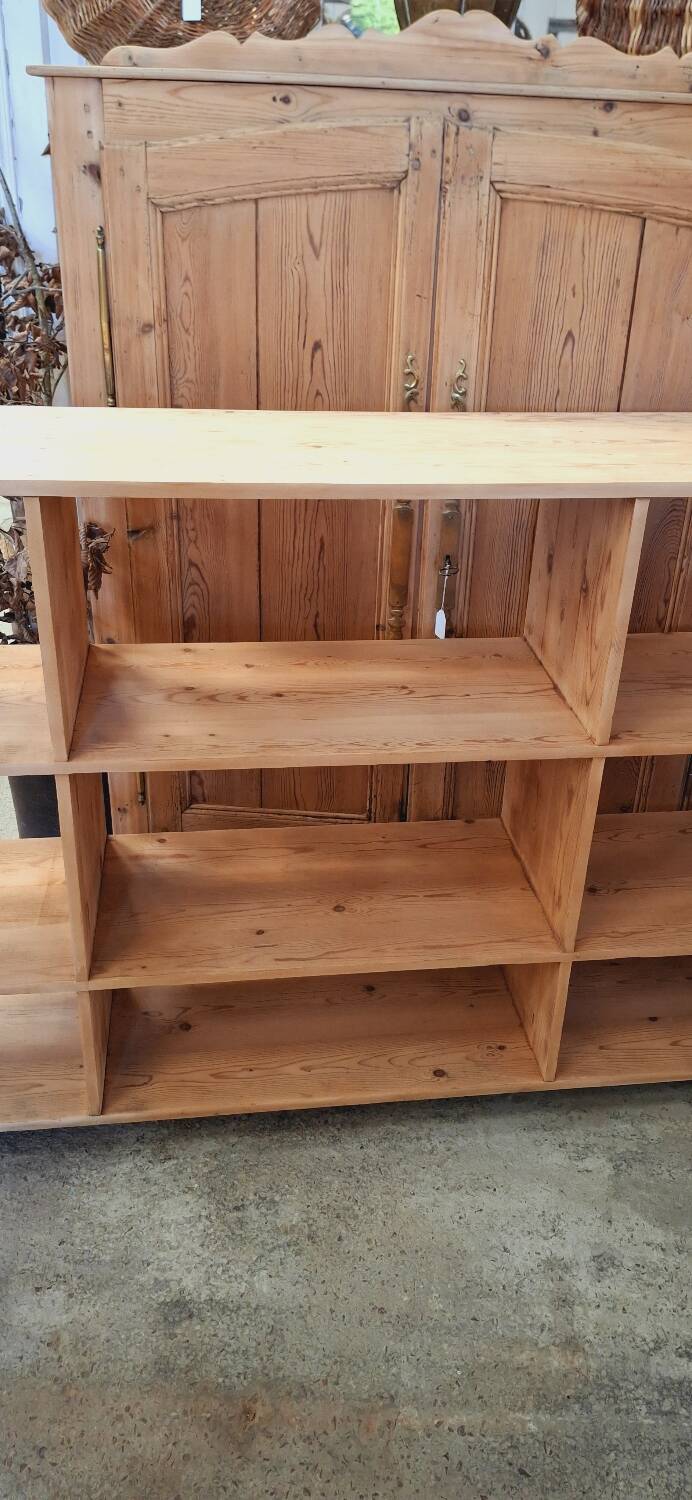 Locker furniture on feet