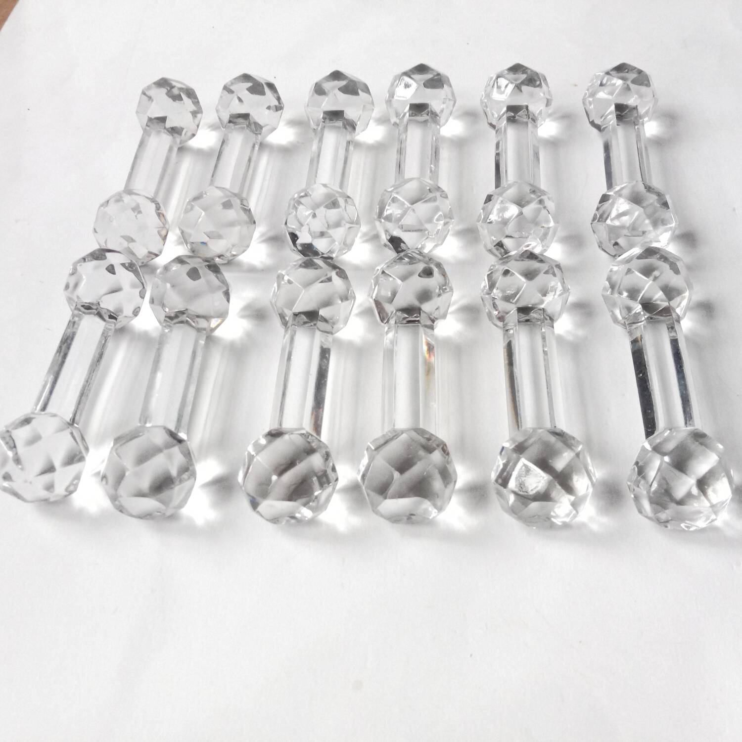 12 cast crystal knife rests