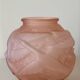 Vase boule en verre rose art déco