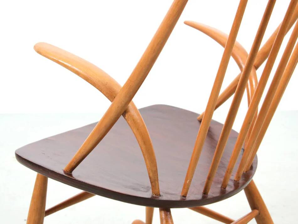 Scandinavian rocking chair by Illum Wikkelso model IW3
