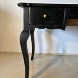 Antique black patinated desk – curved legs and chic country style
