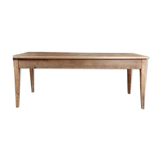 Farmhouse table