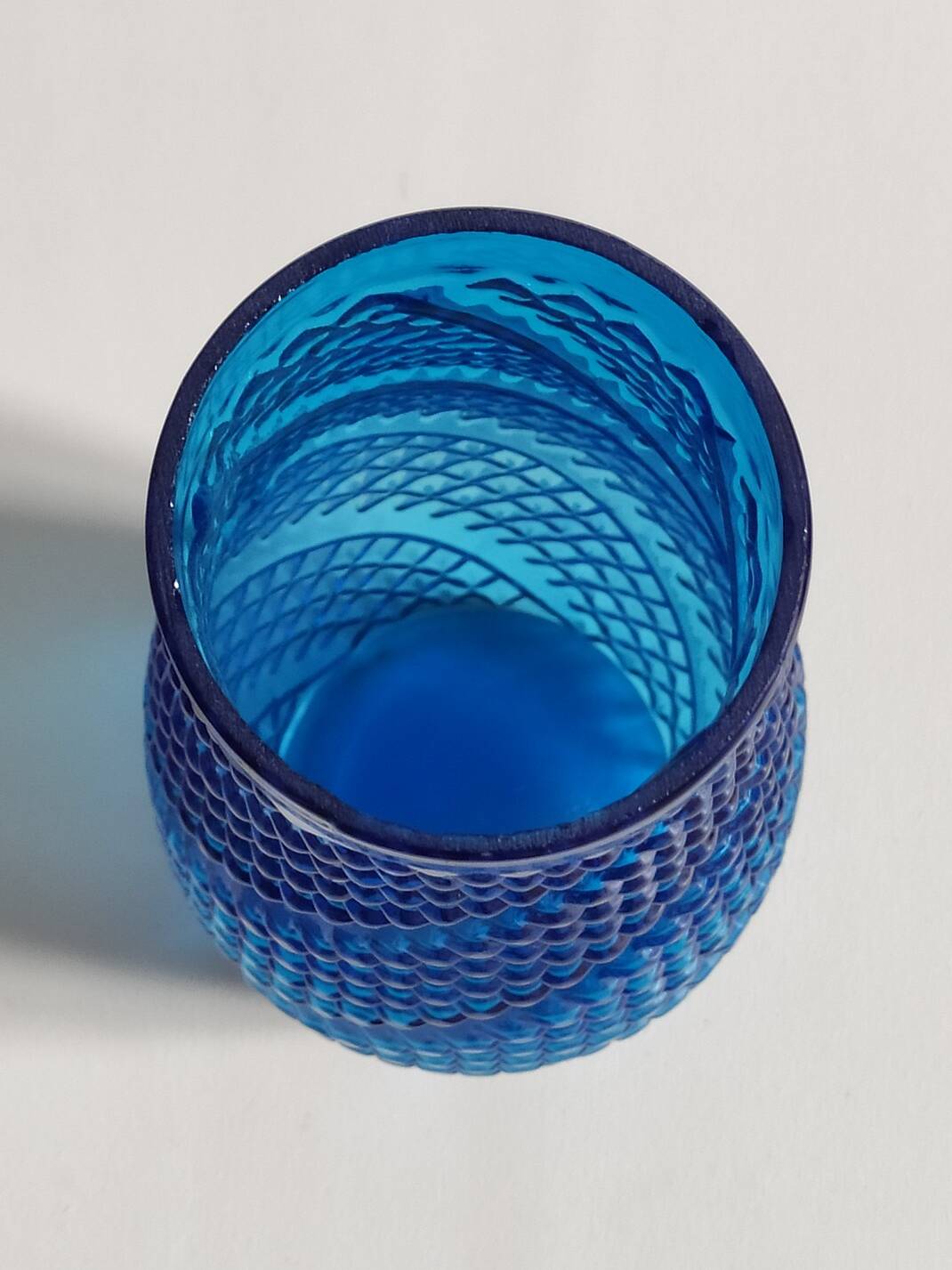 Vase verre bleu