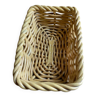 Ceramic basket